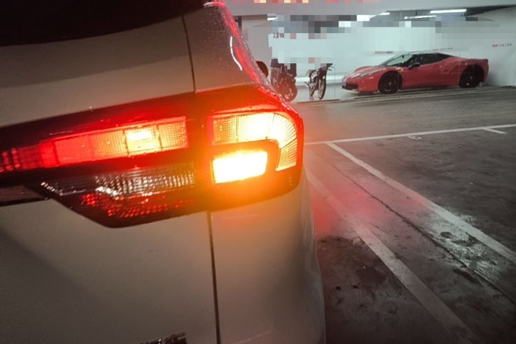 Used Haval M6 2017 1.5T Automatic Two-Wheel Drive Elite Model Right Rear Taillight