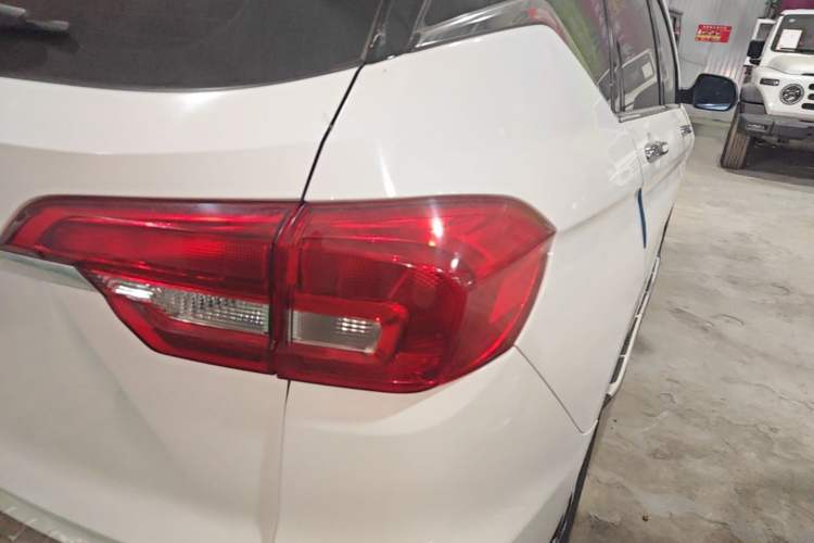Used Haval M6 2017 1.5T Automatic Two-Wheel Drive Urban Model Right Rear Taillight