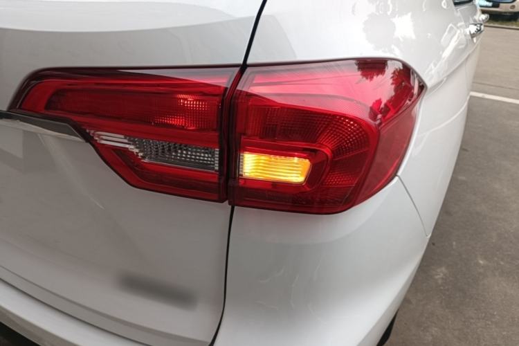 Used Haval M6 2017 1.5T Automatic Two-Wheel Drive Prestige Model Right Rear Taillight