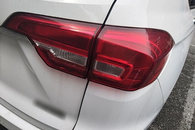 Used Haval M6 2017 1.5T Automatic Two-Wheel Drive Elite Model Right Rear Taillight