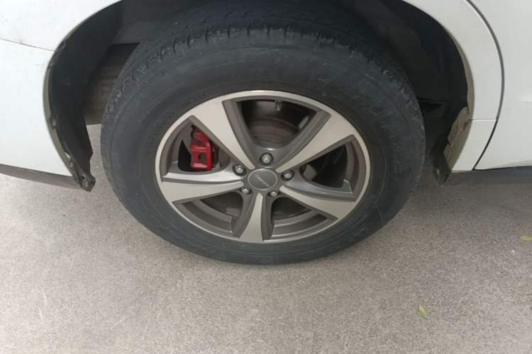 Used Haval M6 2017 1.5T Automatic Two-Wheel Drive Elite Model Right Rear Wheel Hub