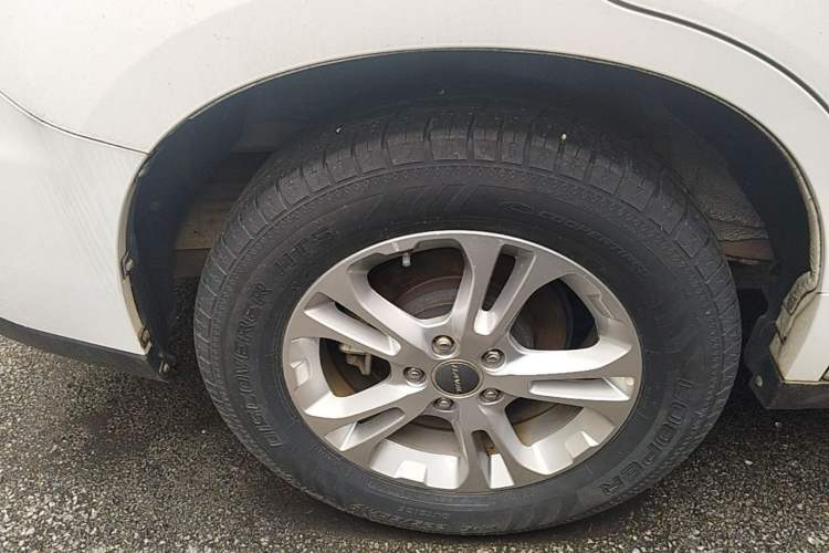 Used Haval M6 2017 1.5T Automatic Two-Wheel Drive Elite Model Right Rear Wheel Hub