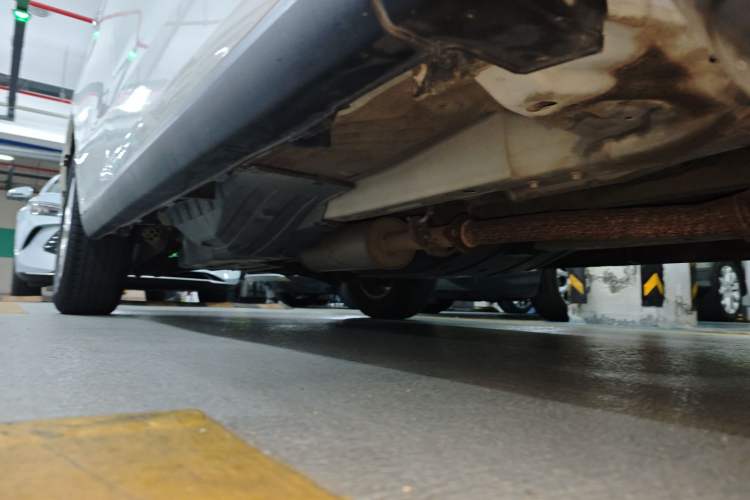 Used Haval M6 2017 1.5T Automatic Two-Wheel Drive Prestige Model Right Side Sill