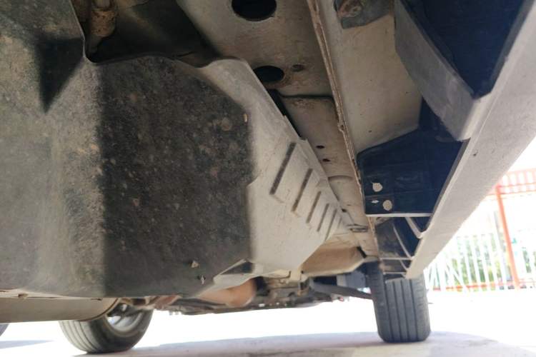 Used Haval M6 2017 1.5T Manual Two-Wheel Drive Elite Model Right Side Sill
