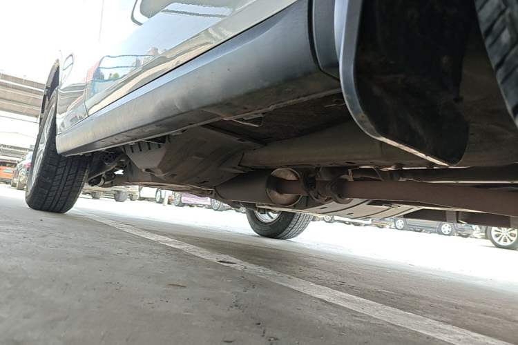 Used Haval M6 2017 1.5T Manual Two-Wheel Drive Elite Model Right Side Sill