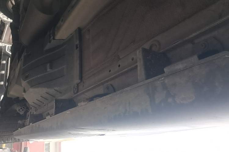 Used Haval M6 2017 1.5T Automatic Two-Wheel Drive Prestige Model Right Side Sill