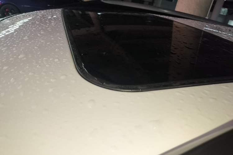 Used Haval M6 2017 1.5T Automatic Two-Wheel Drive Elite Model Roof