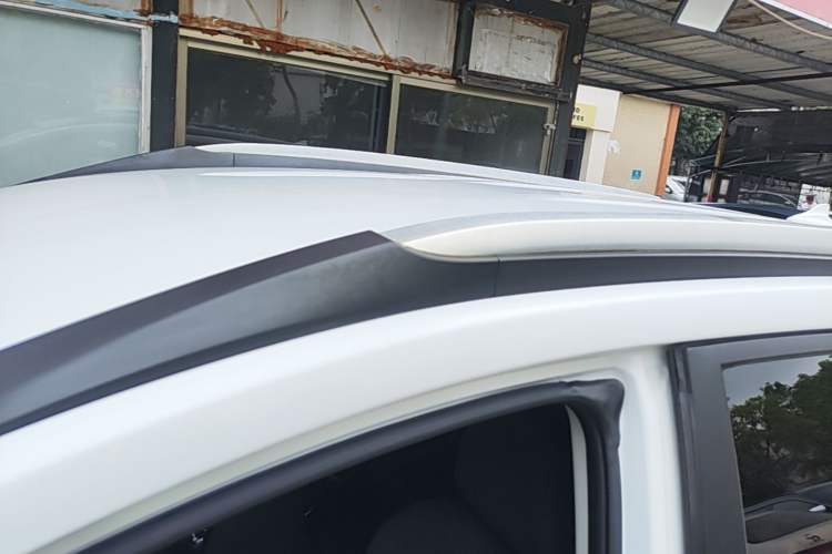 Used Haval M6 2017 1.5T Automatic Two-Wheel Drive Urban Model Roof