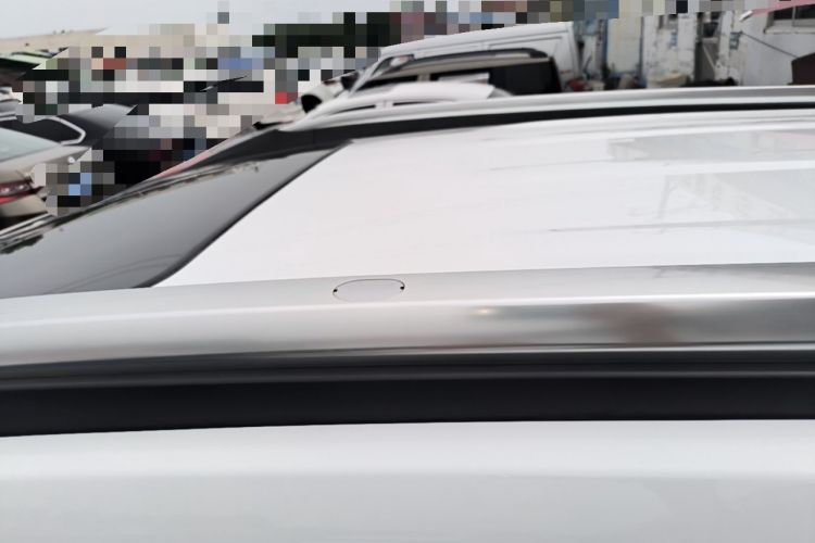 Used Haval M6 2017 1.5T Manual Two-Wheel Drive Elite Model Roof