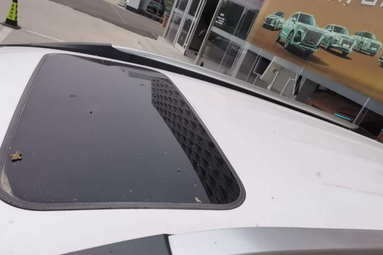 Used Haval M6 2017 1.5T Automatic Two-Wheel Drive Elite Model Roof
