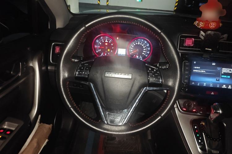Used Haval M6 2017 1.5T Automatic Two-Wheel Drive Elite Model Steering Wheel
