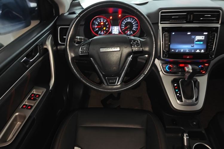 Used Haval M6 2017 1.5T Automatic Two-Wheel Drive Elite Model Steering Wheel