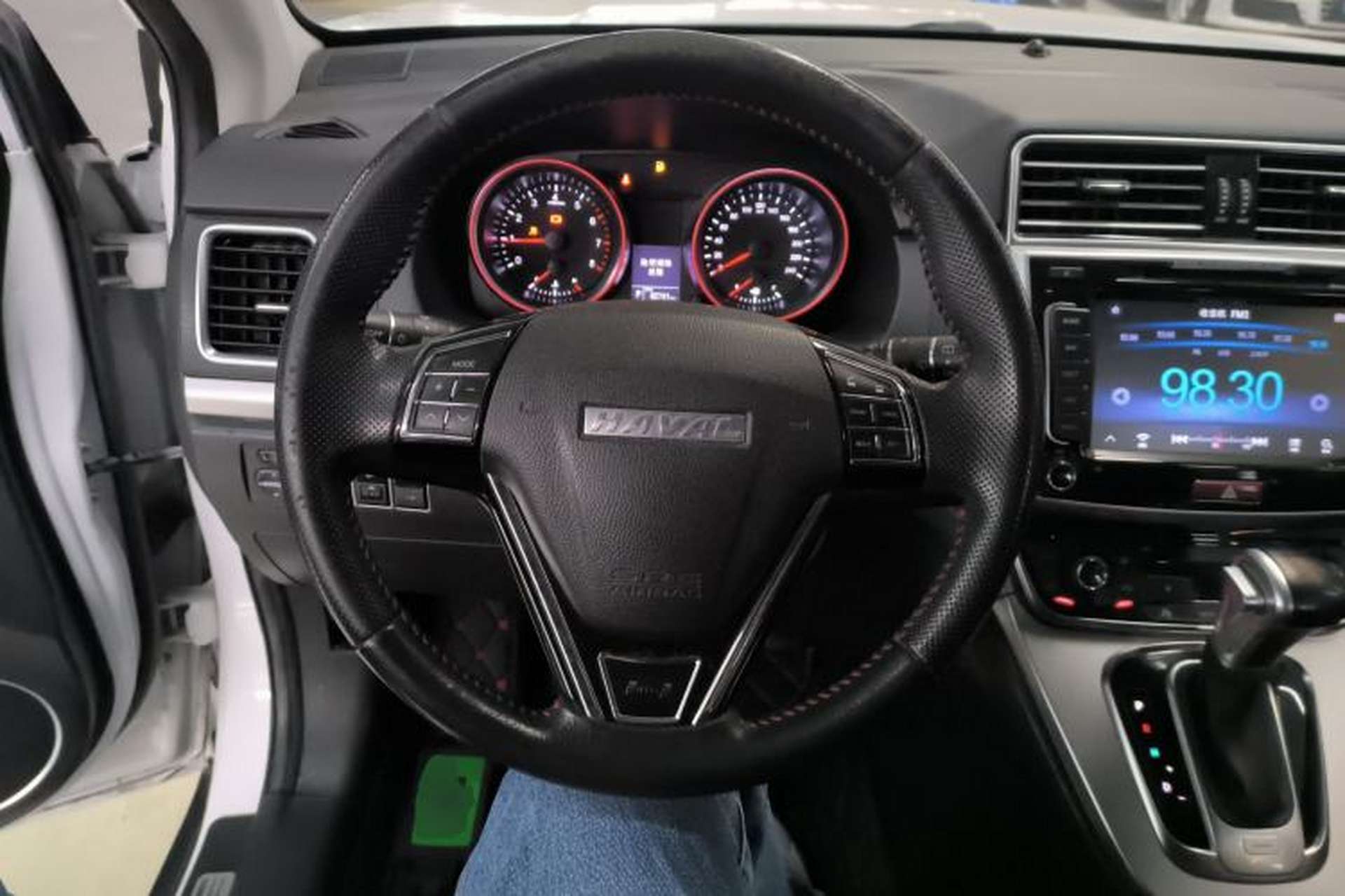 Used Haval M6 2017 1.5T Automatic Two-Wheel Drive Elite Model Steering Wheel