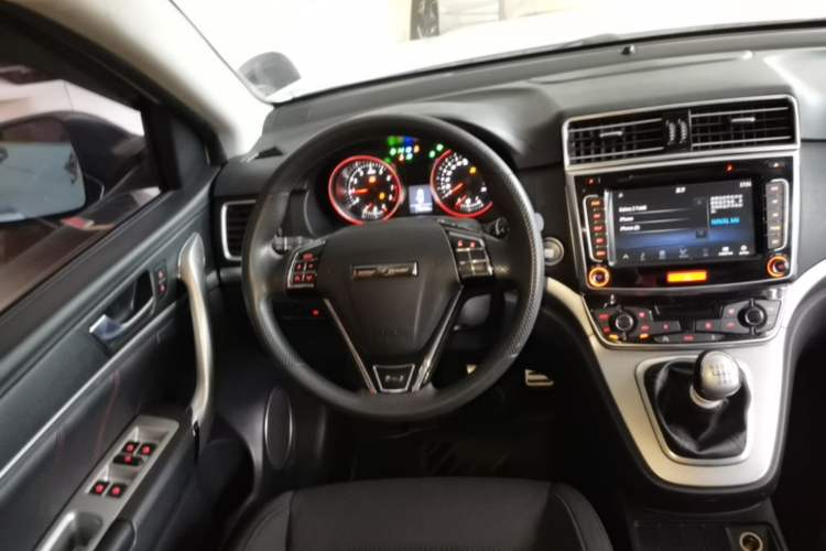 Used Haval M6 2017 1.5T Manual Two-Wheel Drive Urban Version Steering Wheel