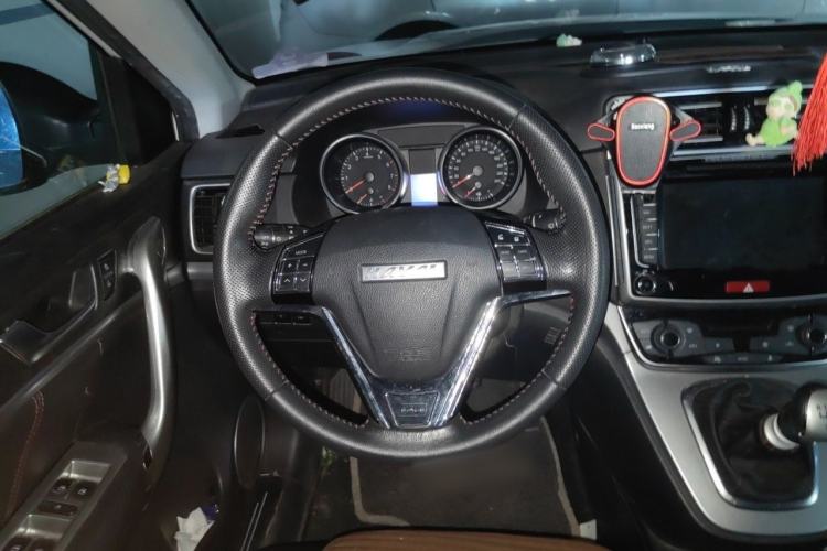 Used Haval M6 2017 1.5T Manual Two-Wheel Drive Elite Model Steering Wheel