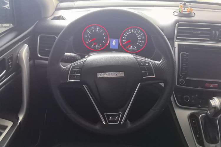 Used Haval M6 2017 1.5T Automatic Two-Wheel Drive Urban Model Steering Wheel