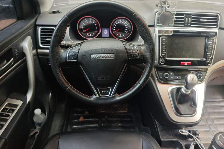 Used Haval M6 2017 1.5T Manual Two-Wheel Drive Elite Model Steering Wheel