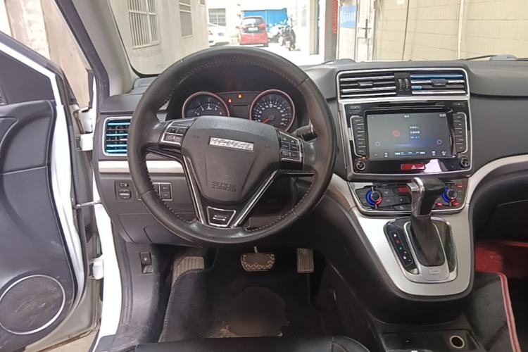 Used Haval M6 2017 1.5T Automatic Two-Wheel Drive Elite Model Steering Wheel