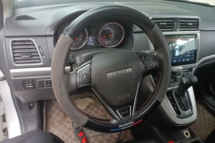 Used Haval M6 2017 1.5T Automatic Two-Wheel Drive Elite Model Steering Wheel