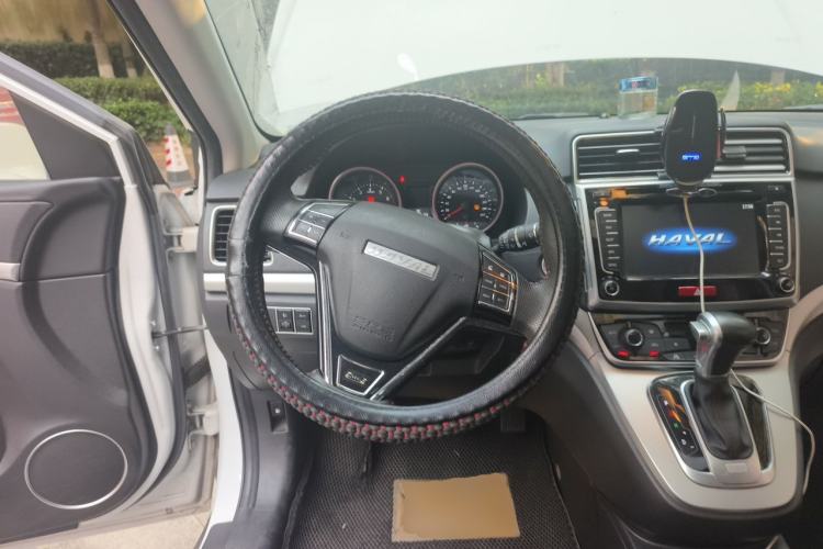 Used Haval M6 2017 1.5T Automatic Two-Wheel Drive Elite Model Steering Wheel