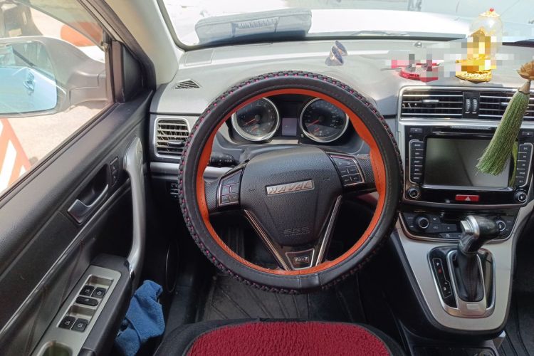Used Haval M6 2017 1.5T Automatic Two-Wheel Drive Elite Model Steering Wheel