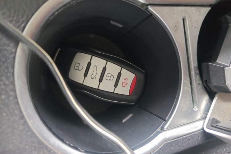 Used Haval M6 2017 1.5T Automatic Two-Wheel Drive Elite Model Vehicle Key