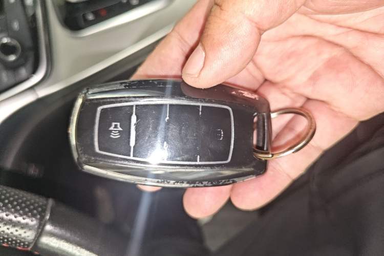 Used Haval M6 2017 1.5T Automatic Two-Wheel Drive Elite Model Vehicle Key