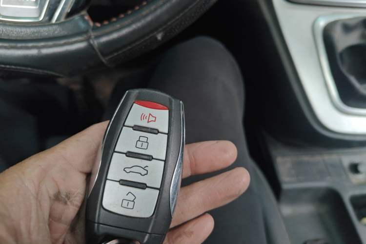 Used Haval M6 2017 1.5T Manual Two-Wheel Drive Elite Model Vehicle Key