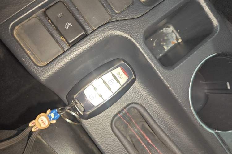 Used Haval M6 2017 1.5T Automatic Two-Wheel Drive Urban Model Vehicle Key