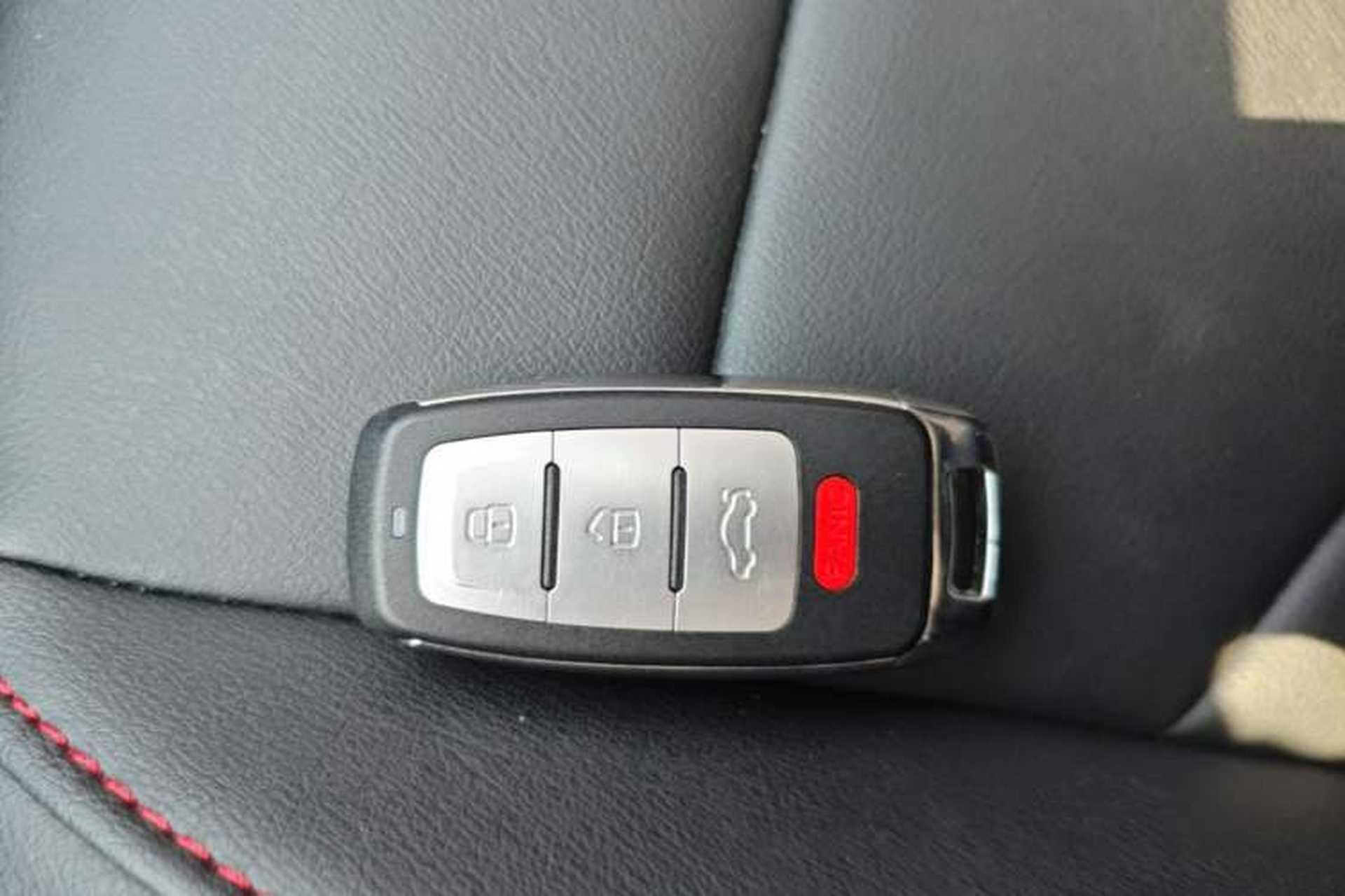 Used Haval M6 2017 1.5T Manual Two-Wheel Drive Elite Model Vehicle Key