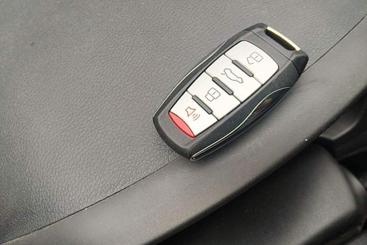 Used Haval M6 2017 1.5T Automatic Two-Wheel Drive Elite Model Vehicle Key
