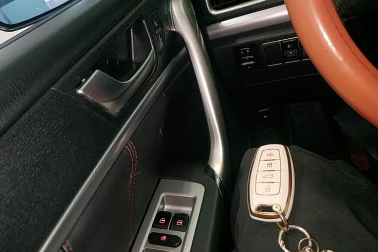 Used Haval M6 2017 1.5T Automatic Two-Wheel Drive Elite Model Vehicle Key
