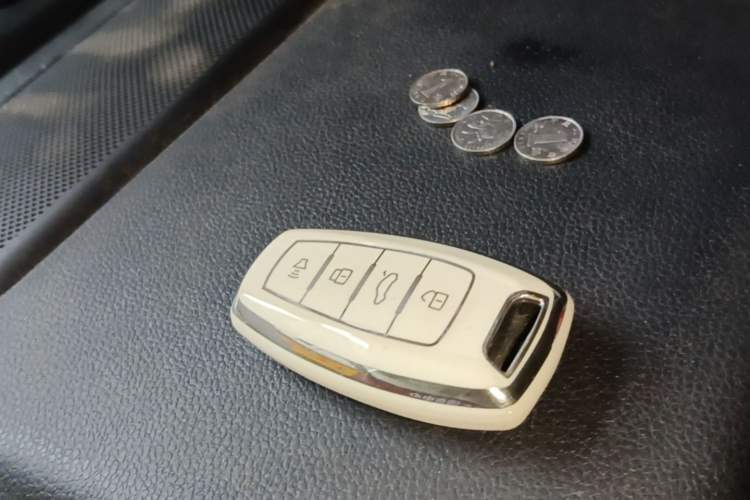 Used Haval M6 2017 1.5T Automatic Two-Wheel Drive Elite Model Vehicle Key