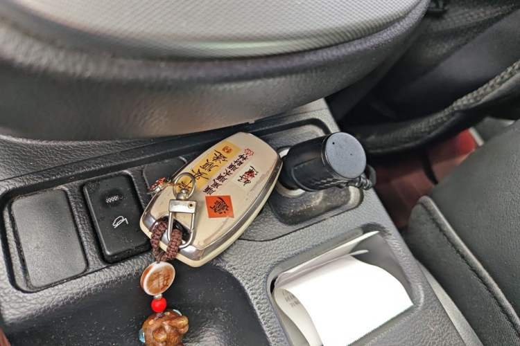 Used Haval M6 2017 1.5T Automatic Two-Wheel Drive Prestige Model Vehicle Key