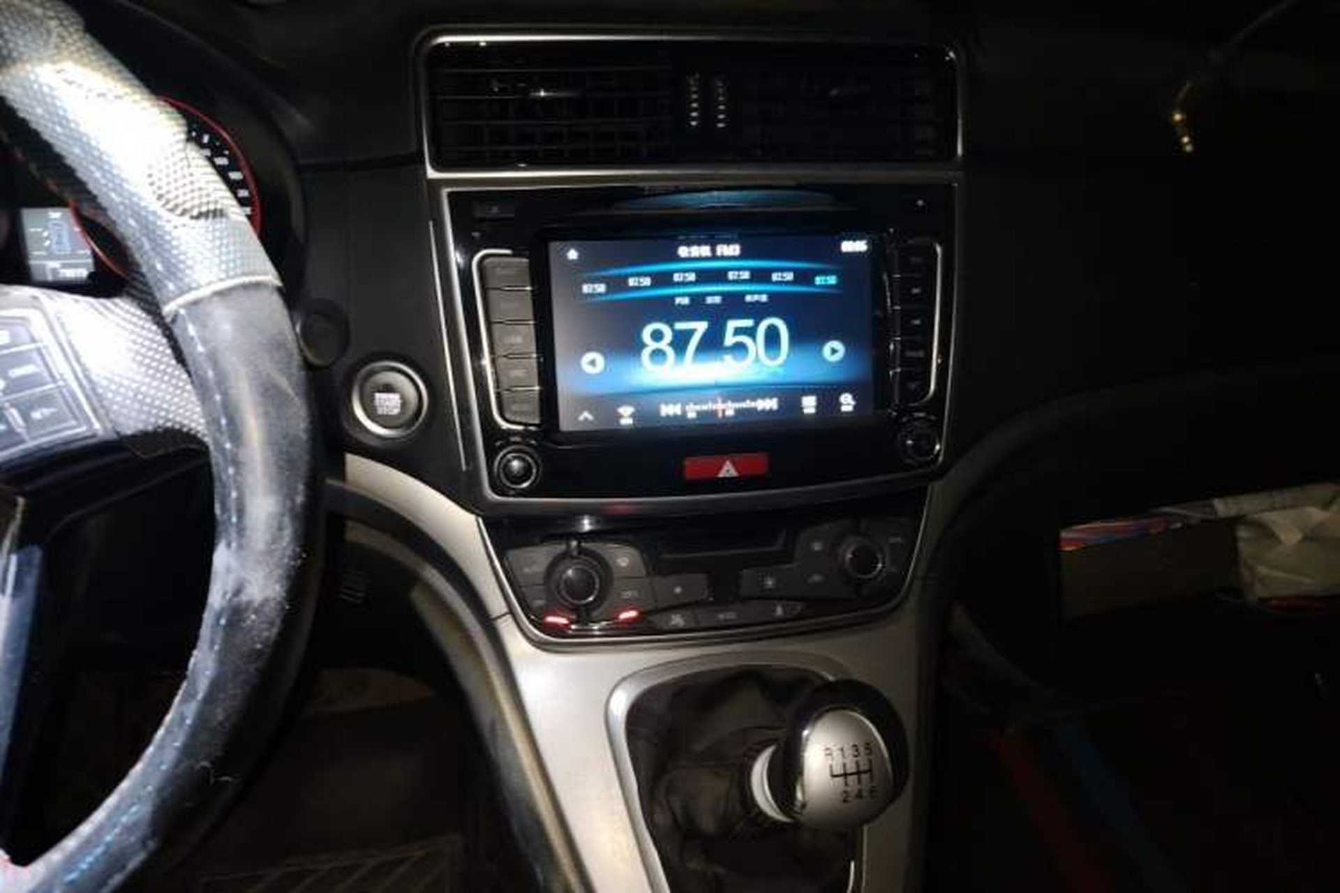 Used Haval M6 2018 1.5T Manual Two-Wheel Drive Elite Model Audio And AC Panel
