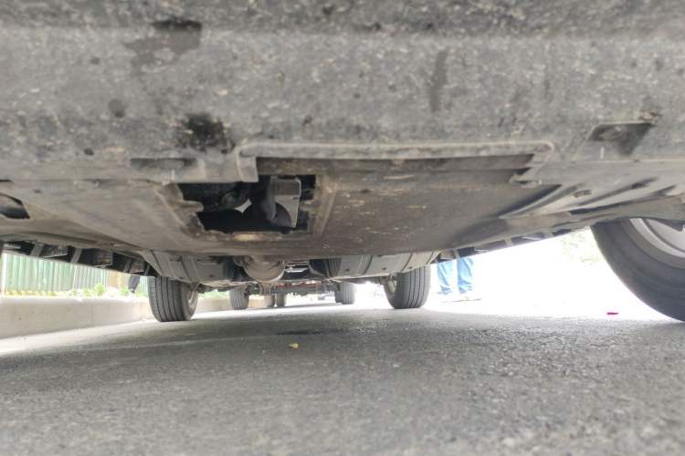 Used Haval M6 2018 Revised Version 1.5T DCT Two-Wheel Drive Elite Edition Chassis Front