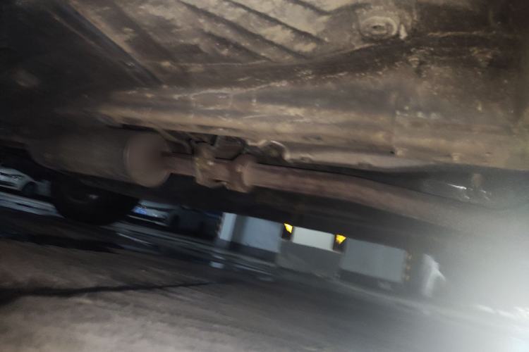 Used Haval M6 2018 1.5T DCT Two-Wheel Drive Elite Model Chassis Front Right