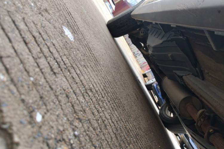 Used Haval M6 2018 1.5T Manual Two-Wheel Drive Elite Model Chassis Front Right