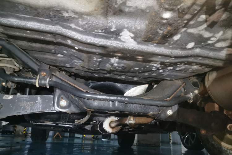 Used Haval M6 2018 1.5T Manual Two-Wheel Drive Elite Model Chassis Rear