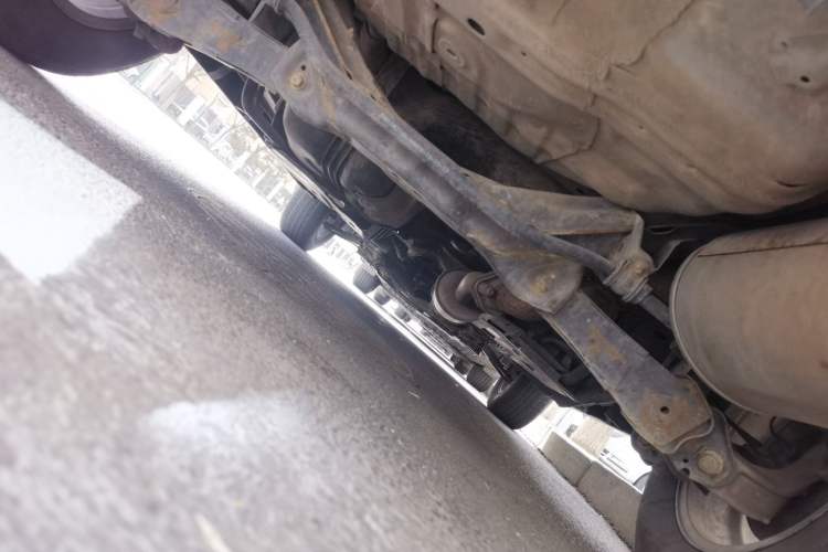 Used Haval M6 2018 1.5T Manual Two-Wheel Drive Elite Model Chassis Rear