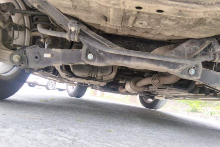 Used Haval M6 2018 1.5T Manual Two-Wheel Drive Elite Model Chassis Rear