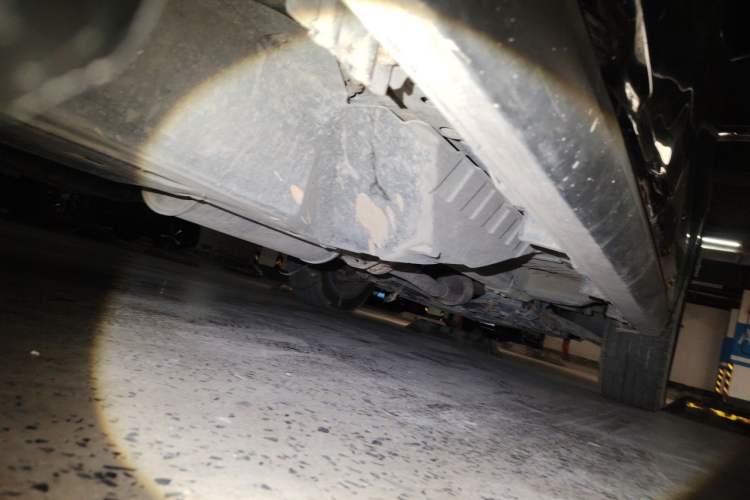 Used Haval M6 2018 1.5T Manual Two-Wheel Drive Elite Model Chassis Rear Right