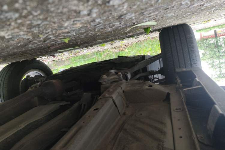 Used Haval M6 2018 1.5T Manual Two-Wheel Drive Elite Model Chassis Rear Right