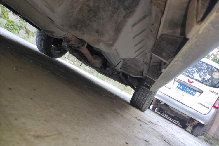 Used Haval M6 2018 1.5T Manual Two-Wheel Drive Elite Model Chassis Rear Right