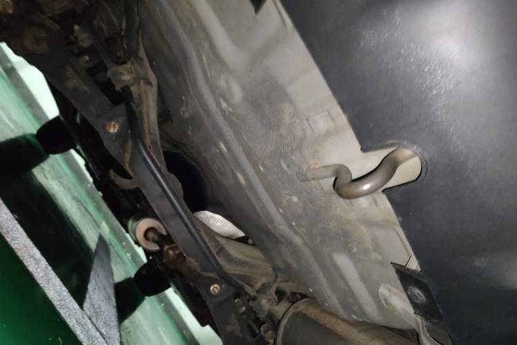 Used Haval M6 2018 1.5T Manual Two-Wheel Drive Elite Model Chassis Rear