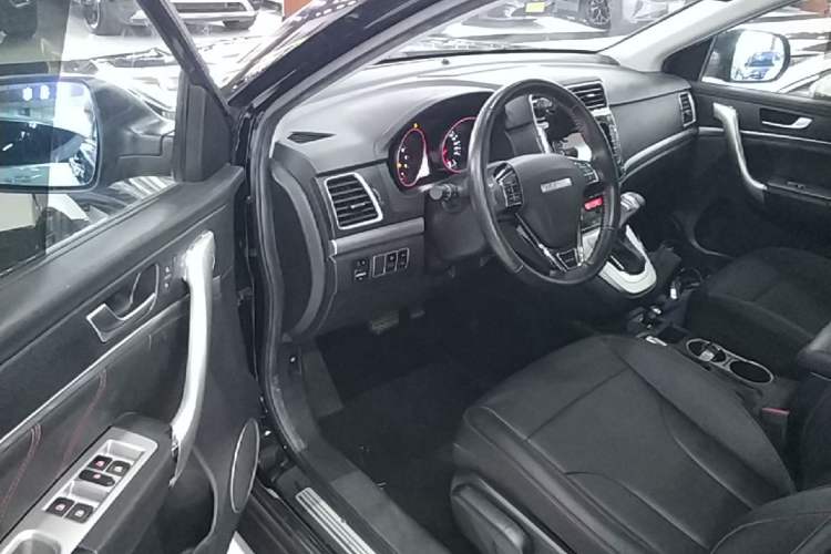 Used Haval M6 2018 1.5T DCT Two-Wheel Drive Elite Model Driver Seat