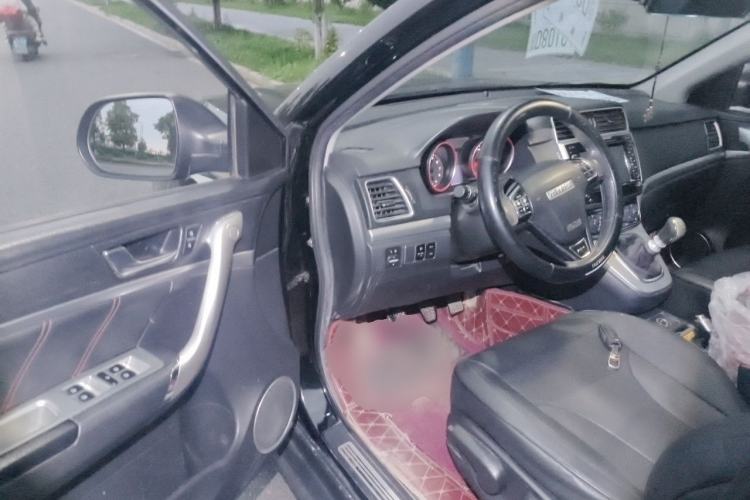 Used Haval M6 2018 1.5T Manual Two-Wheel Drive Urban Model Driver Seat