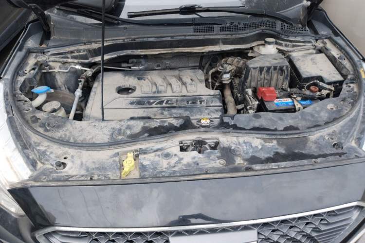Used Haval M6 2018 Revised Version 1.5T DCT Two-Wheel Drive Urban Style Engine Bay