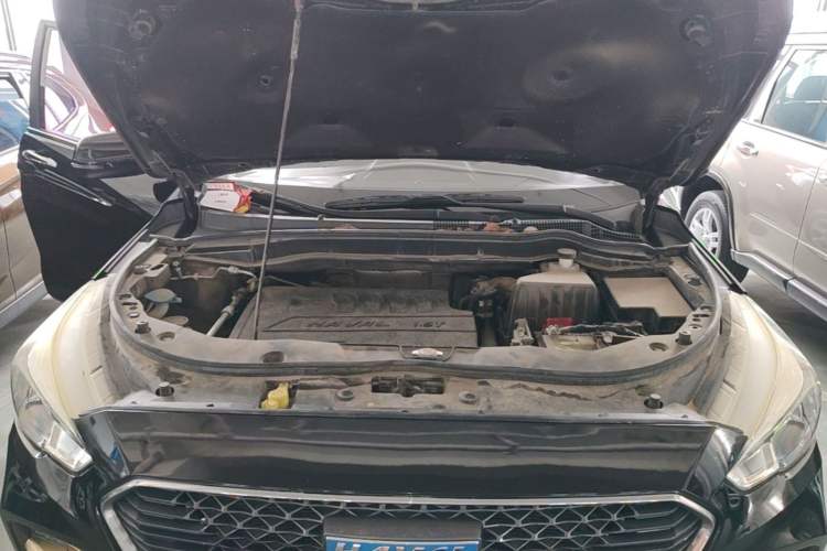 Used Haval M6 2018 1.5T DCT Two-Wheel Drive Elite Model Engine Bay