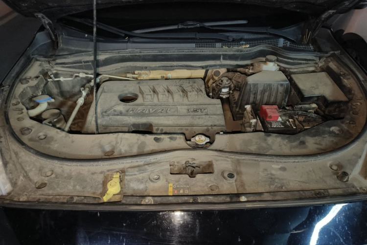 Used Haval M6 2018 Revised Version 1.5T DCT Two-Wheel Drive Elite Edition Engine Bay